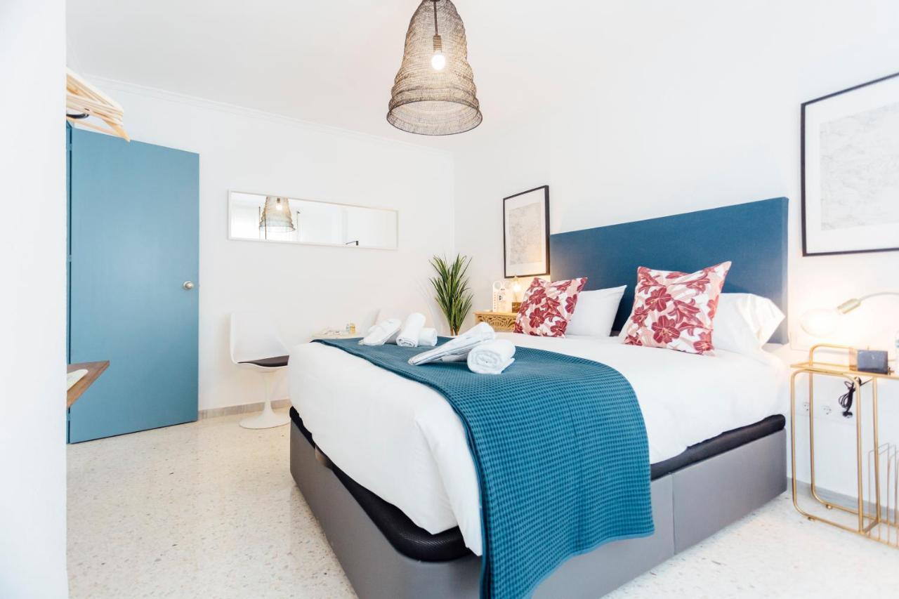 Appartamento Stunning And Colorful- 4Bd 2Bth- Santa Cruz Siviglia Esterno foto