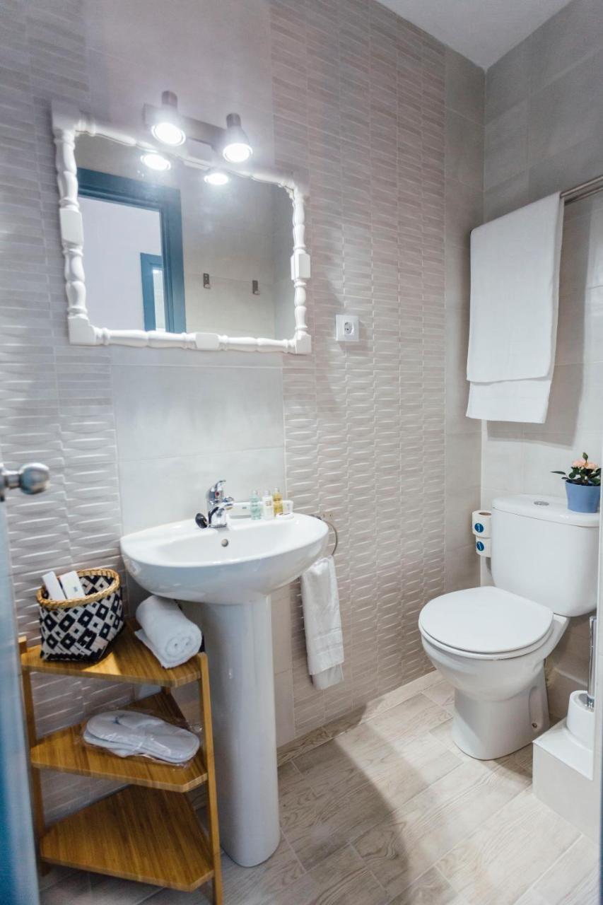 Appartamento Stunning And Colorful- 4Bd 2Bth- Santa Cruz Siviglia Esterno foto